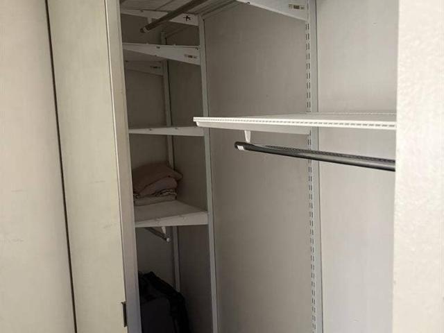 Apartment for rent in Long Beach, California