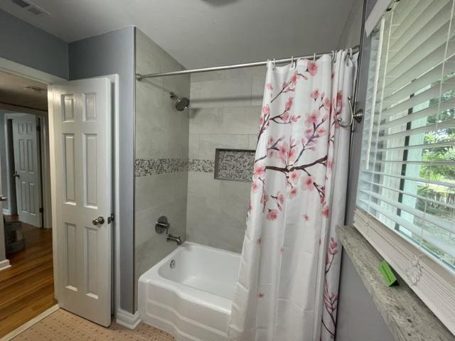 Room for rent in Jacksonville, Florida