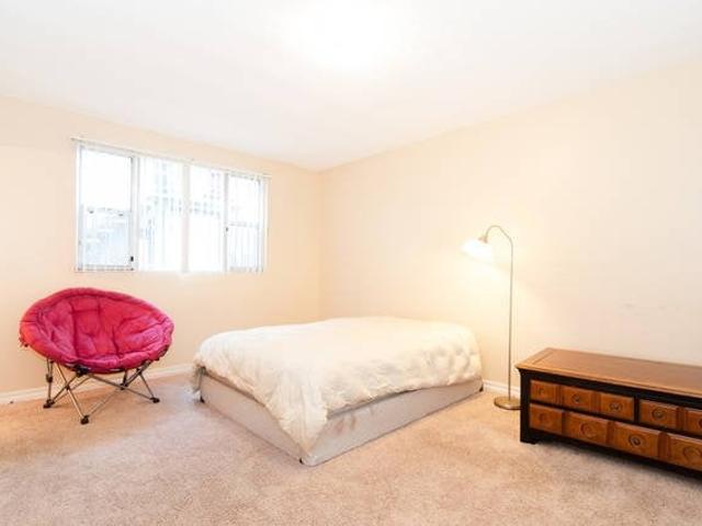 Room for rent in Long Beach, California