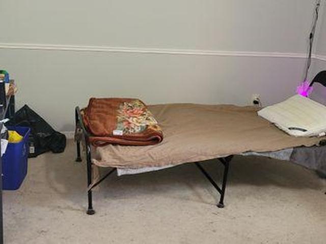 Room for rent in Brampton