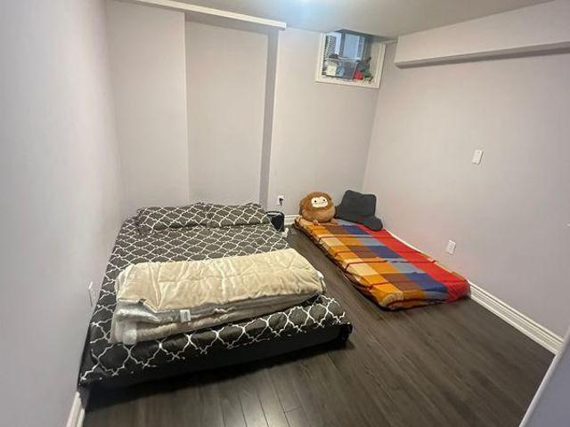 Room for rent in Georgina, Ontario