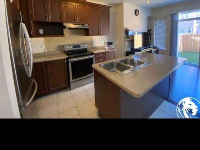 Room for rent in Georgina, Ontario