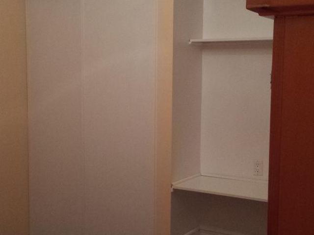 Room for rent in Brampton