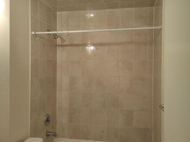 Room for rent in Brampton