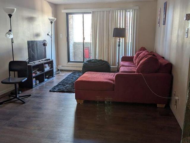 Room for rent in Northwest, Alberta