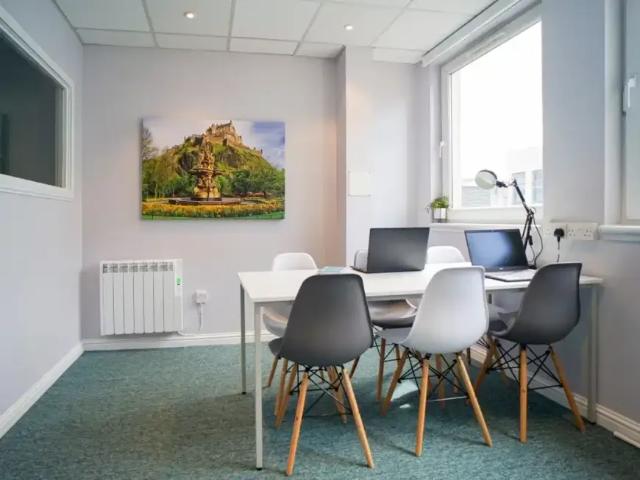 Room for rent in Pleasance, City of Edinburgh