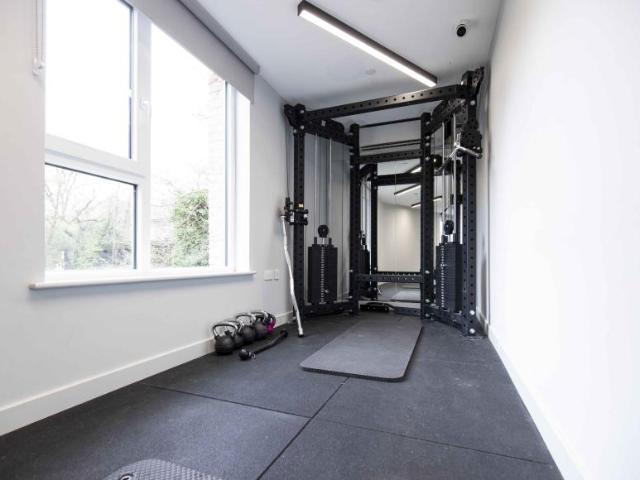 Room for rent in Westborough, Guildford