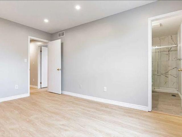Room for rent in Kitchener, Ontario