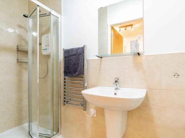 Room for rent in Knighton Fields, Leicester