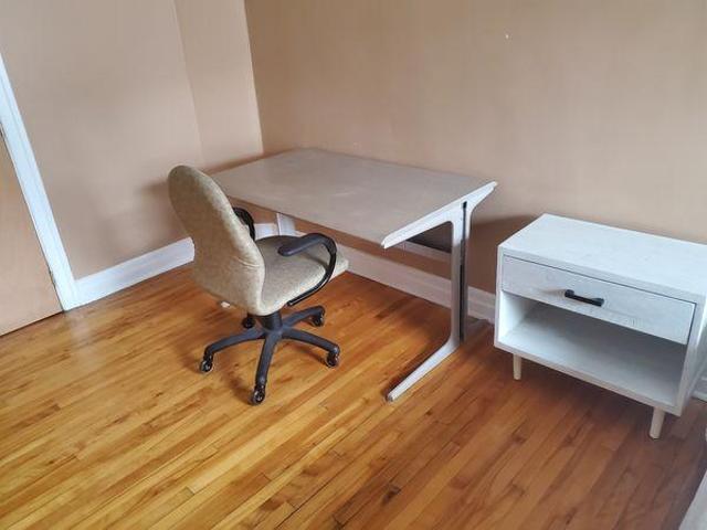 Room for rent in Longueuil, Quebec