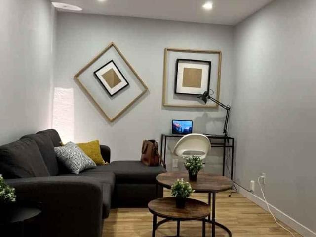 Room for rent in St. Leonard's, Quebec
