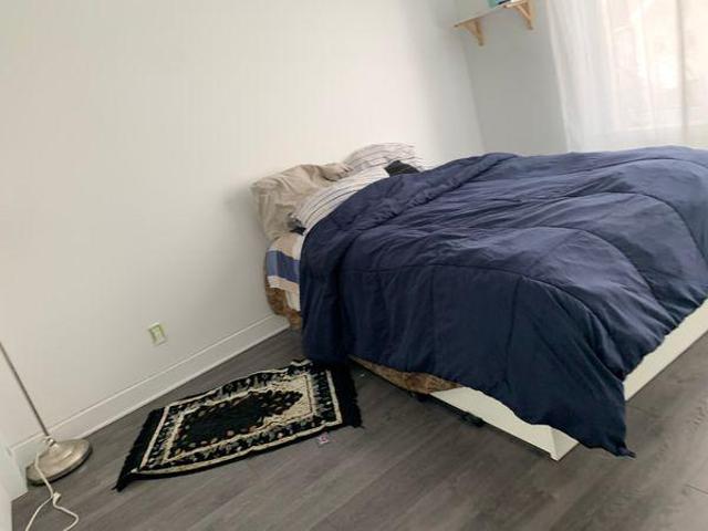 Room for rent in St. Leonard's, Quebec