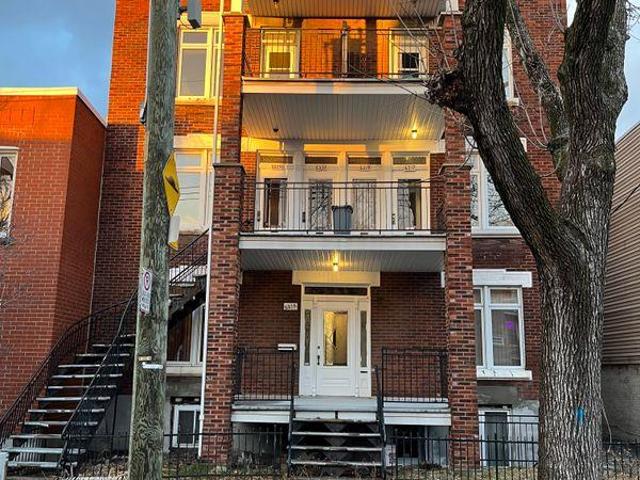 Room for rent in St. Leonard's, Quebec