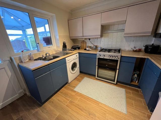 Room for rent in New Town, Alverton