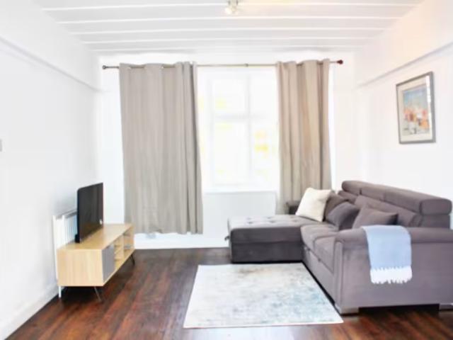 Room for rent in Poverest, Greater London