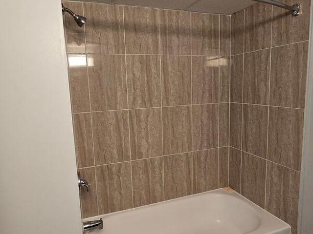 Room for rent in Mulhurst Bay, Ontario