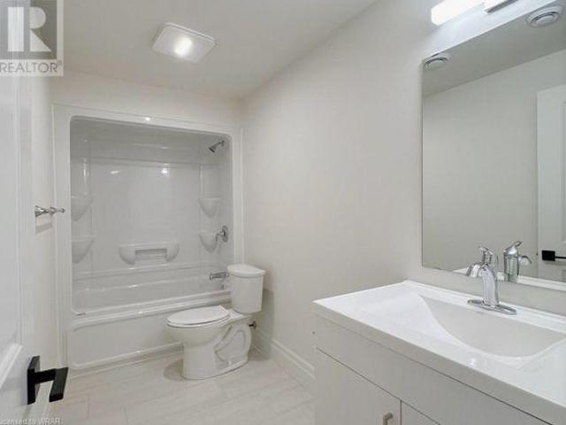 Room for rent in Prince Edward, Ontario