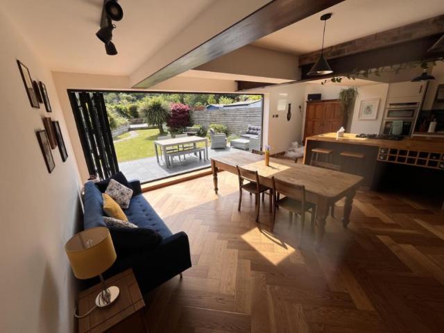 Room for rent in Norton, Mumbles