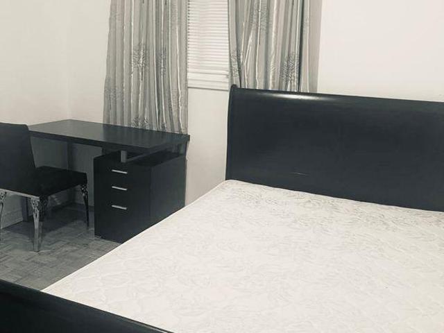 Room for rent in Woburn, Ontario