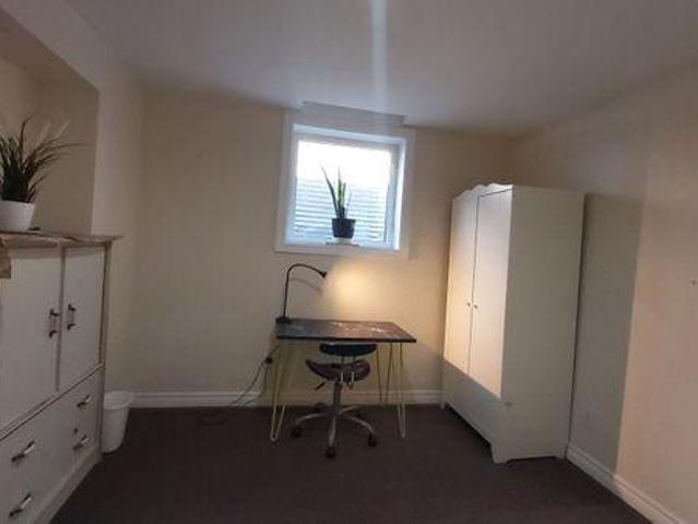 Room for rent in Woburn, Ontario