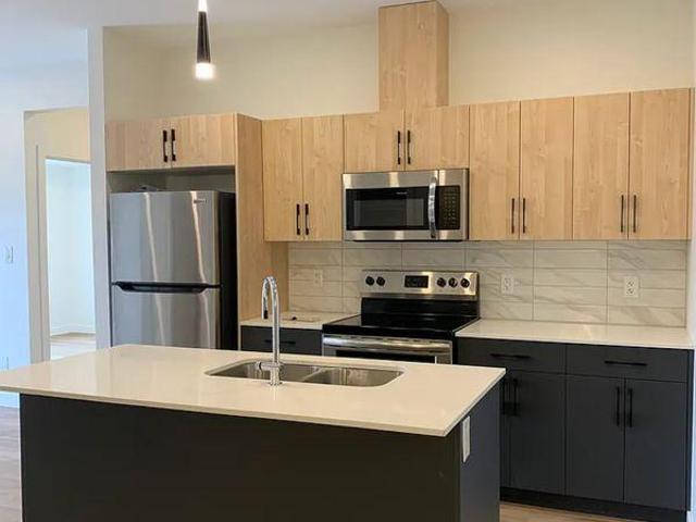 Room for rent in East St. Paul, Manitoba