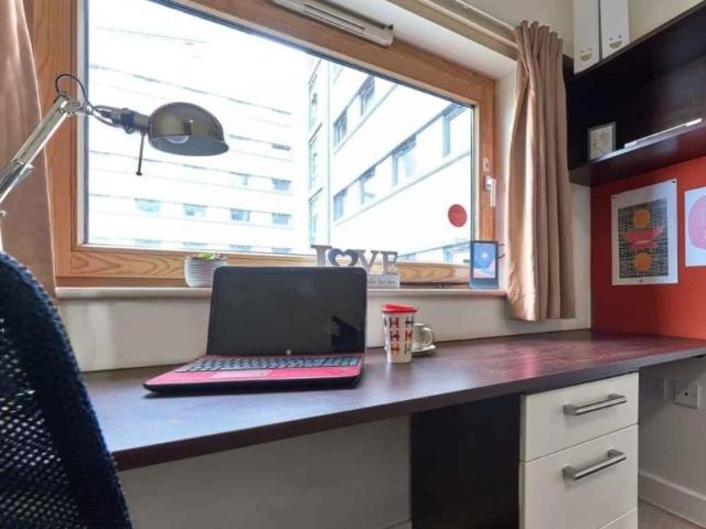 Room for rent in Springfield, Wolverhampton