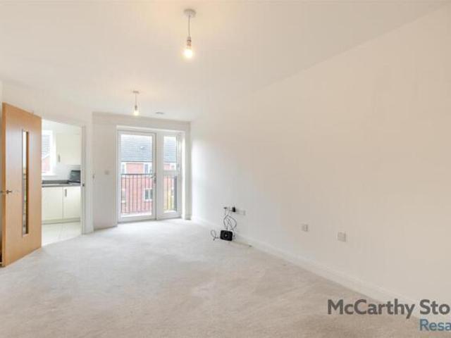 Room for sale in Bedford
