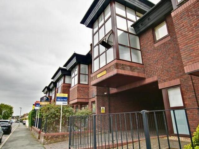 Room for sale in Widmore, Greater London