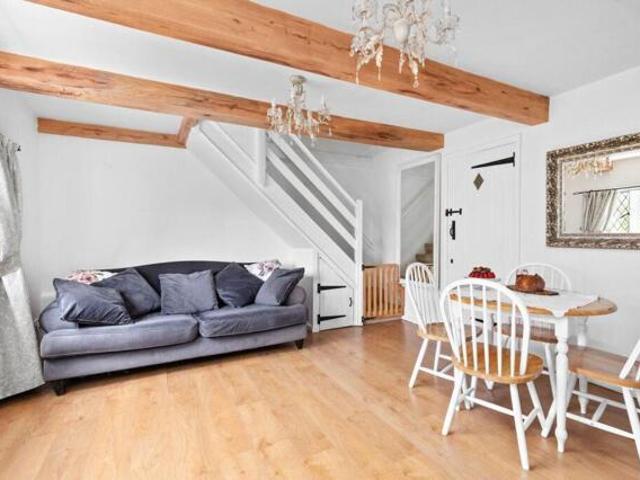Room for sale in Horsham, West Sussex