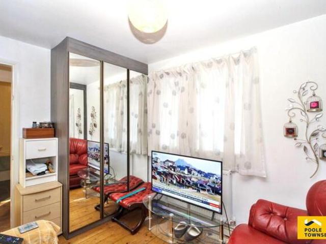 Room for sale