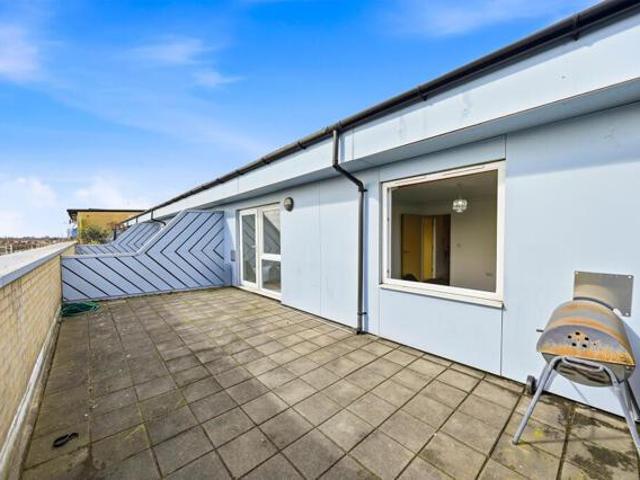 Room for sale in Seven Kings, Isle Of Man