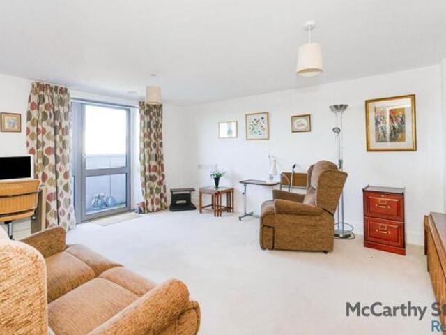 Room for sale in World's End, Perryfields