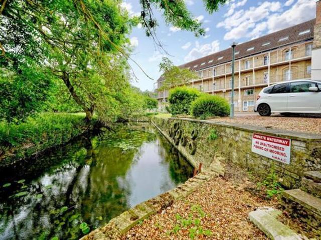 Room for sale in Huntingdon, Cambridgeshire