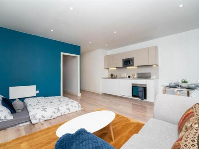 Room for sale in Isle Of Man