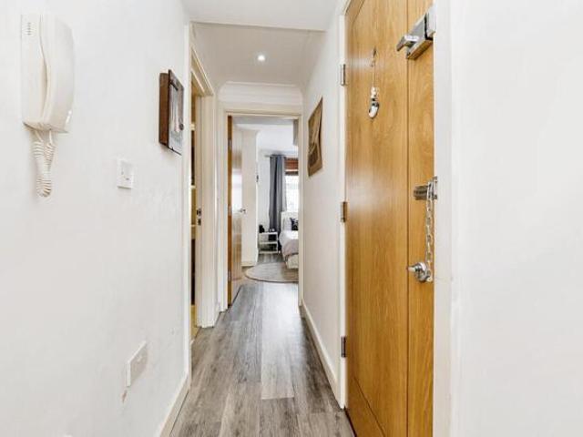 Room for sale in Hornchurch, Greater London