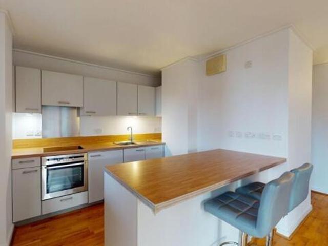 Room for sale in East Greenwich, Greater London