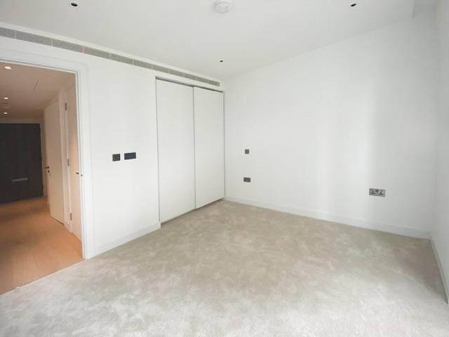 Room for sale in Shepherd's Bush, Greater London