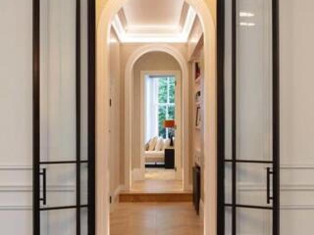 Room for sale in Chelsea, Greater London