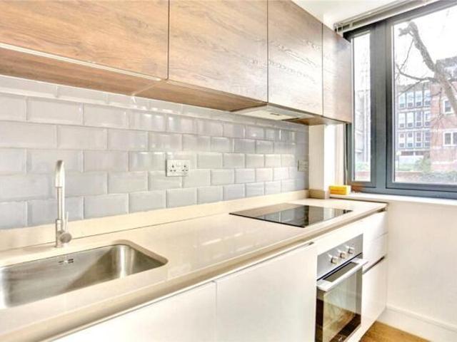 Room for sale in Lakenham, East Bank