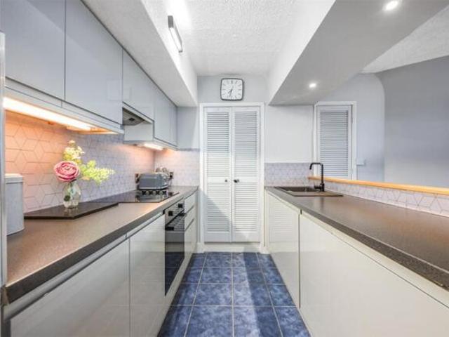 Room for sale in Kingsand, Cornwall