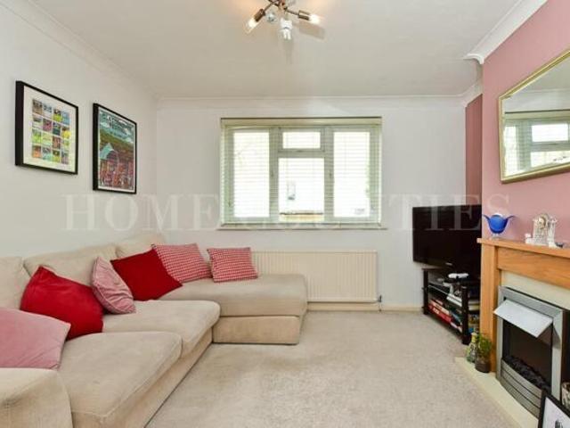 Room for sale in Potters Bar, Hertfordshire