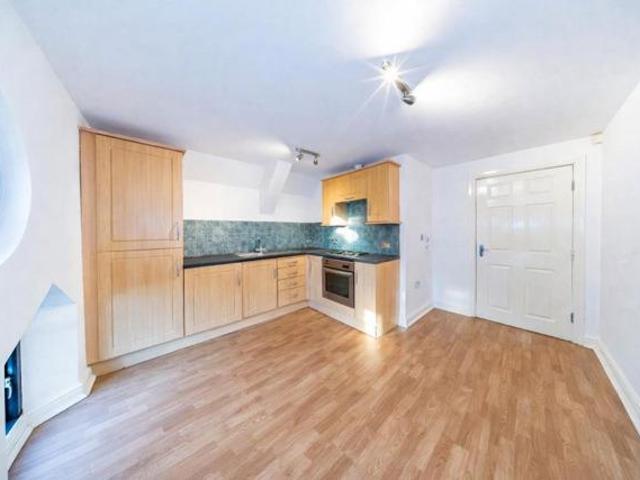 Room for sale in Huyton, Knowsley