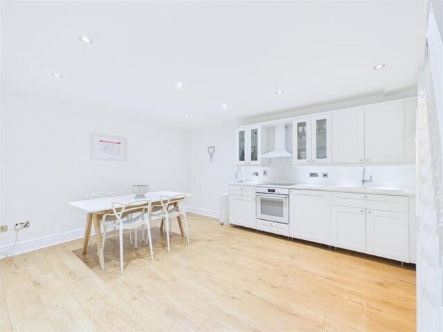 Room for sale in Ranmoor, Isle Of Man