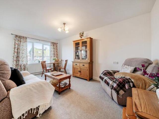 Room for sale in Tiddington, Alderminster