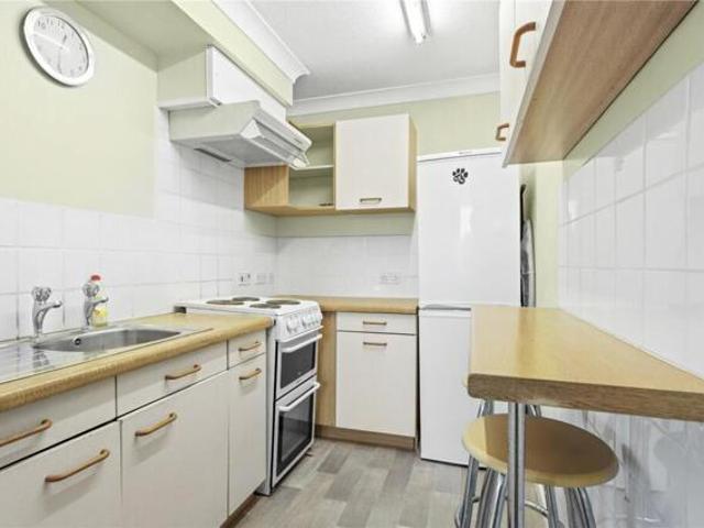 Room for sale in Ringles Cross, Cross In Hand