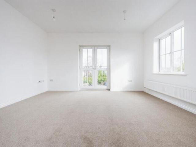 Room for sale in Milton Keynes