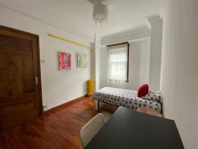 Habitación en alquiler en Juan Flórez, A Coruña