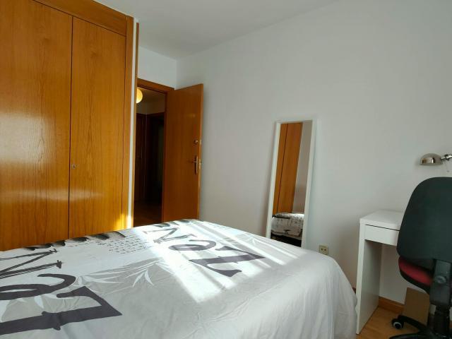 Habitación en alquiler en Distrito IV, Alcalá De Henares