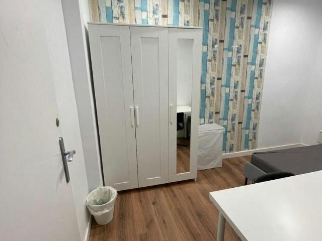 Habitación en alquiler en Districte 1, Barcelonès