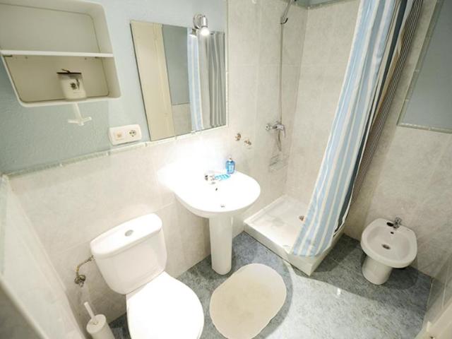 Habitación en alquiler en Abando, Bilbao